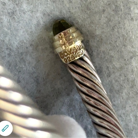 David Yurman 14KYG Sterling Silver and Peridot Cable Bracelet - Picture 4 of 6